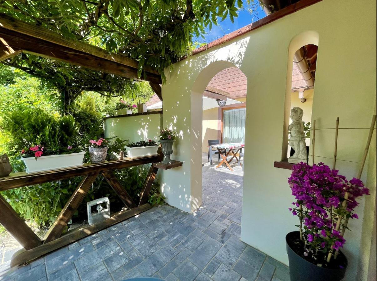 Lo'Gîte L'Allée du Val Lalaye Exterior foto